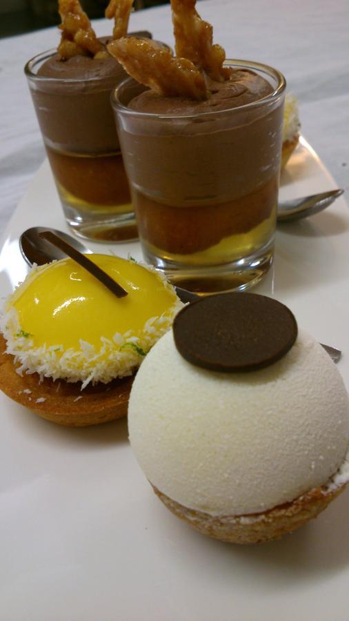 Maison D'Hotes Le Pre Gourmand - Adults Only Eyragues Екстериор снимка