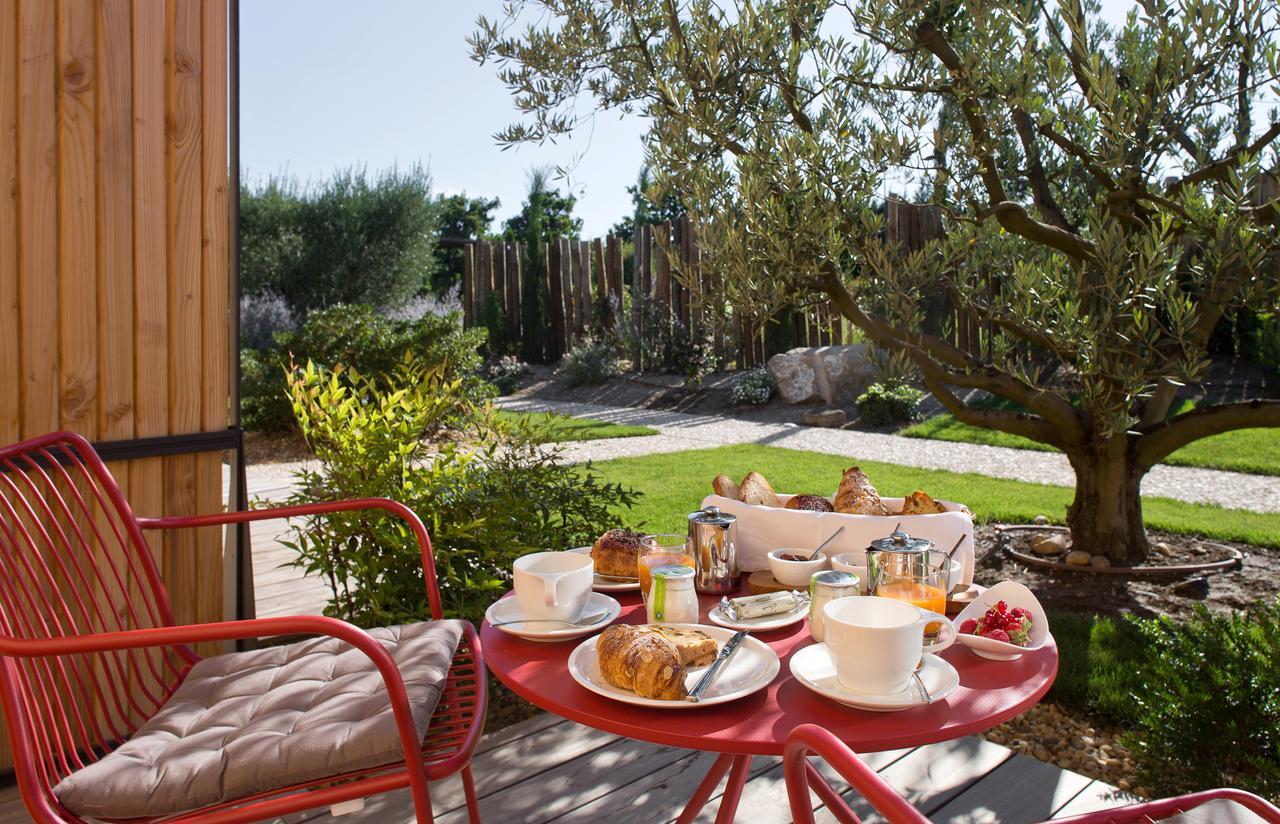 Maison D'Hotes Le Pre Gourmand - Adults Only Eyragues Екстериор снимка